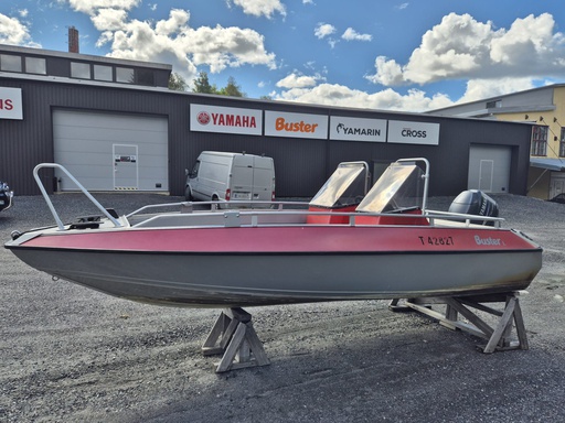 Buster L + Yamaha F50