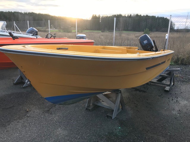 Vator 14 + Tohatsu 20 hp