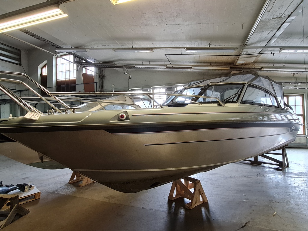 Yamarin Cross 75 BR +Yamaha 300